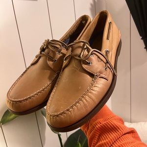 Mens Sperry leather shoes size 16